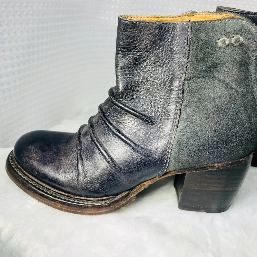 Bed Stu Arcane Cobbler Series ankle boots in black leather - Picture 6 of 10